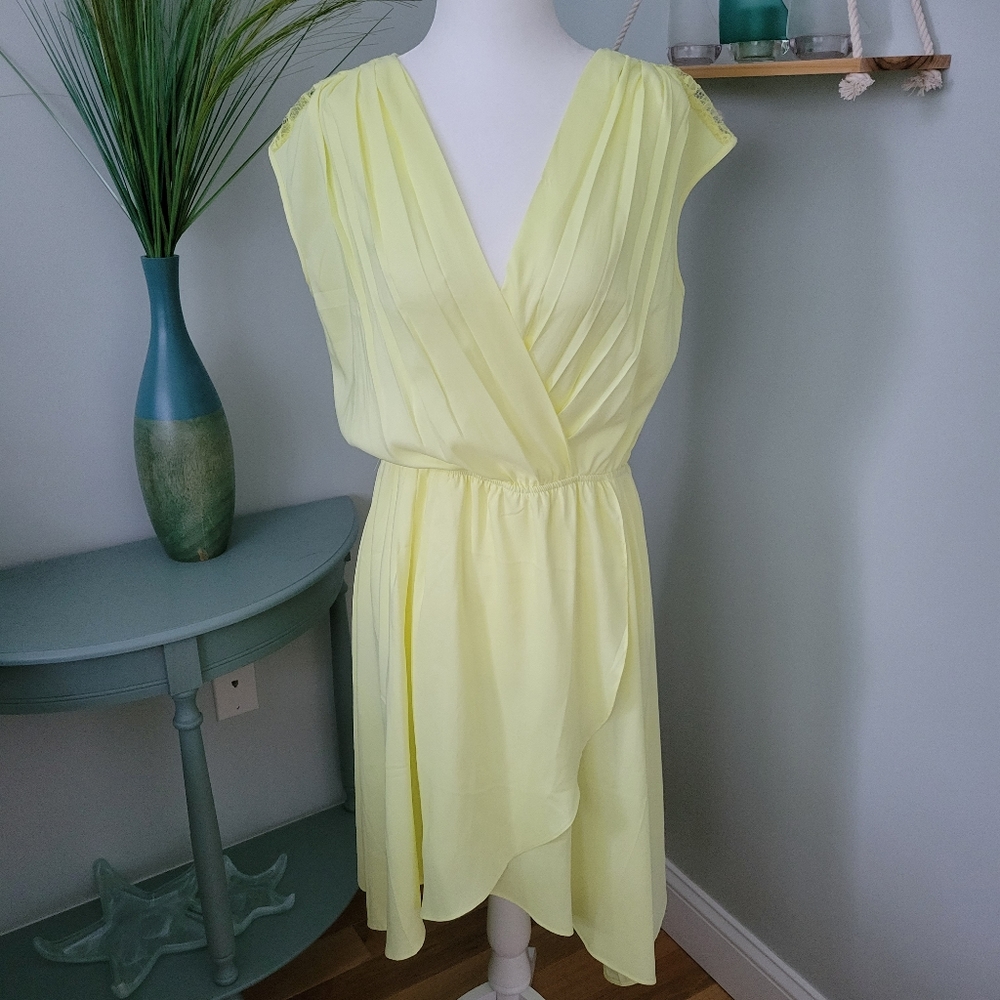 Victoria's Secret yellow lace back dress